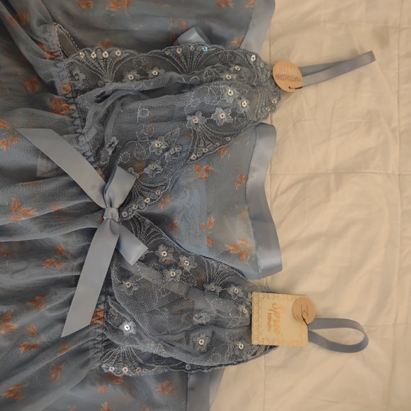 NWT 2 piece babydoll and thong lingerie - Picture 9 of 10